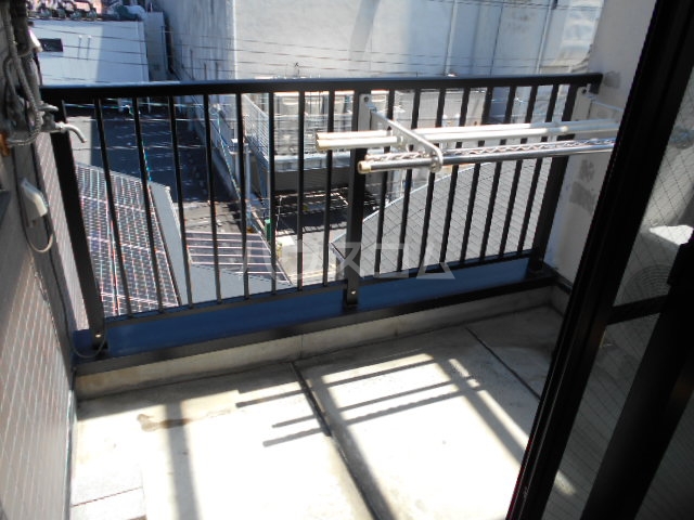 17/26 バルコニー