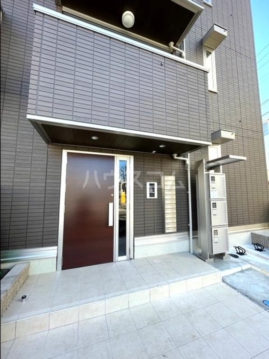 19/29 エントランス