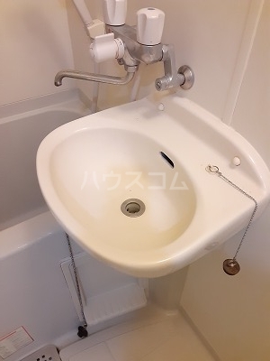17/30 洗面