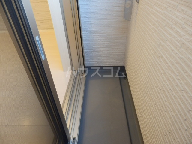 18/25 バルコニー