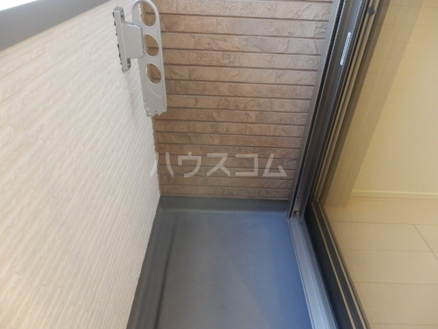 18/25 バルコニー