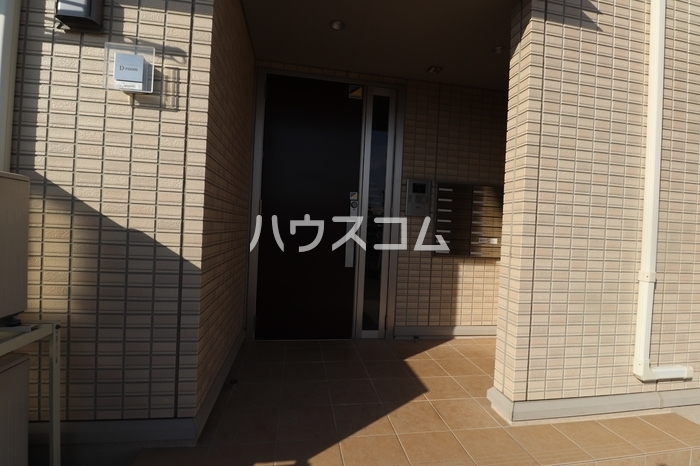 14/23 エントランス