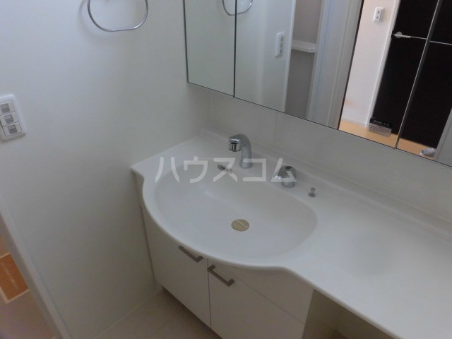 16/30 洗面