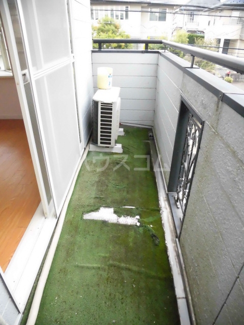 18/23 バルコニー