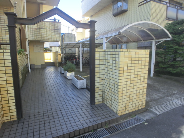 2/10 エントランス