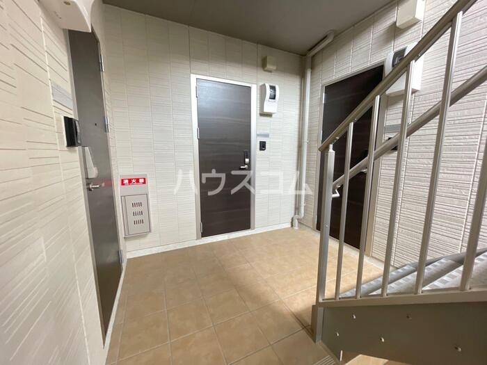 3/7 エントランス