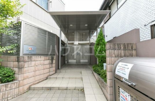 3/10 エントランス