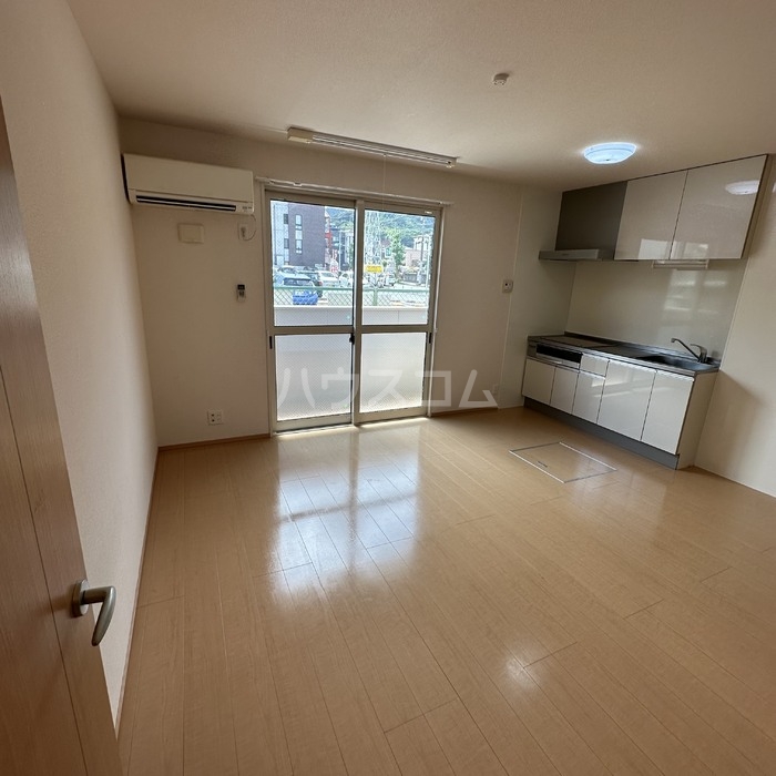 3/7 リビング/ダイニング