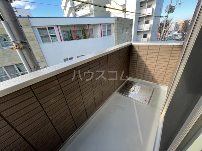 19/30 バルコニー