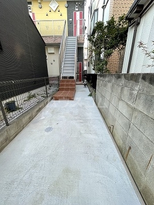 21/24 エントランス