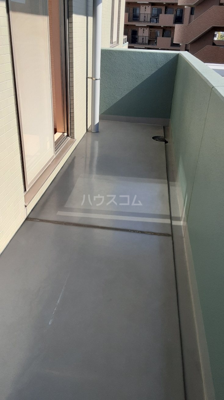 20/30 バルコニー