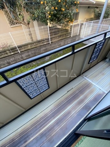 21/25 バルコニー