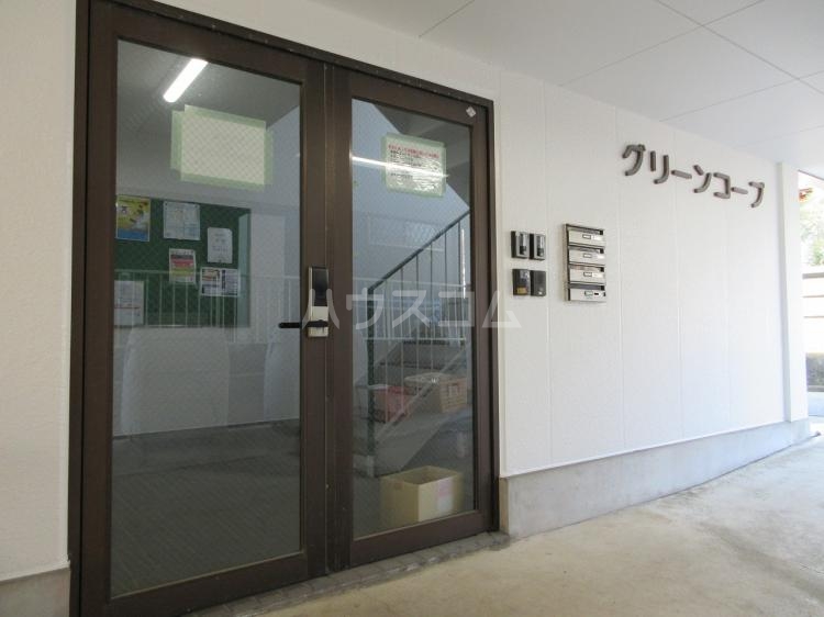 24/30 エントランス