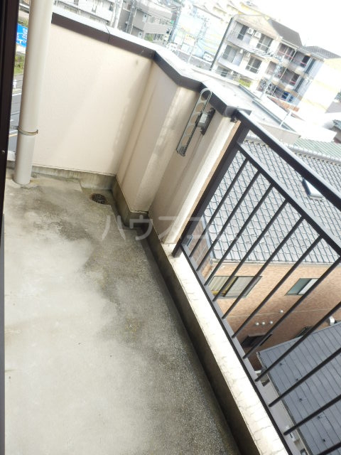 19/30 バルコニー