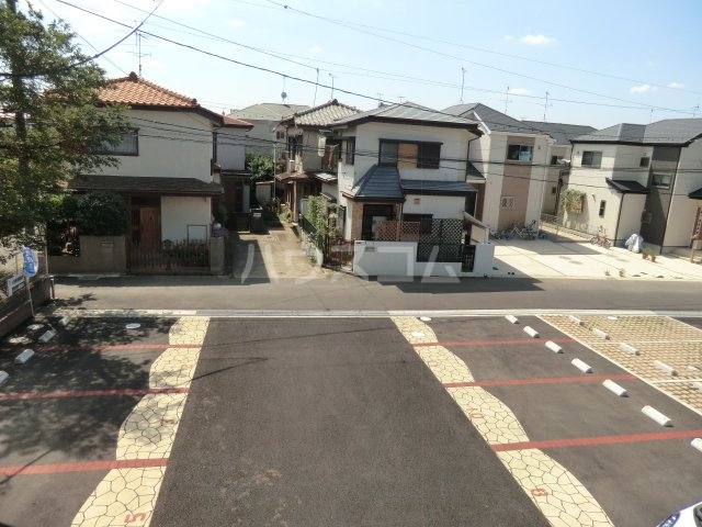 23/29 駐車場