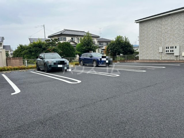 26/30 駐車場