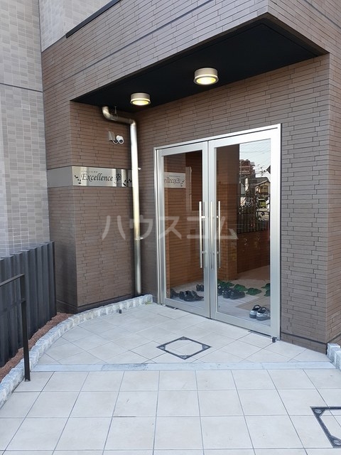 14/20 エントランス