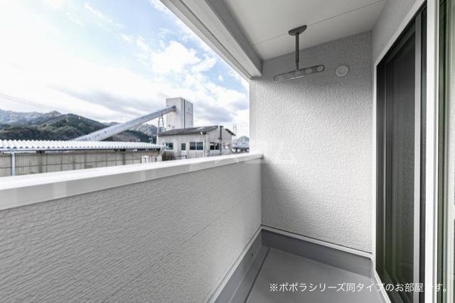 14/22 バルコニー