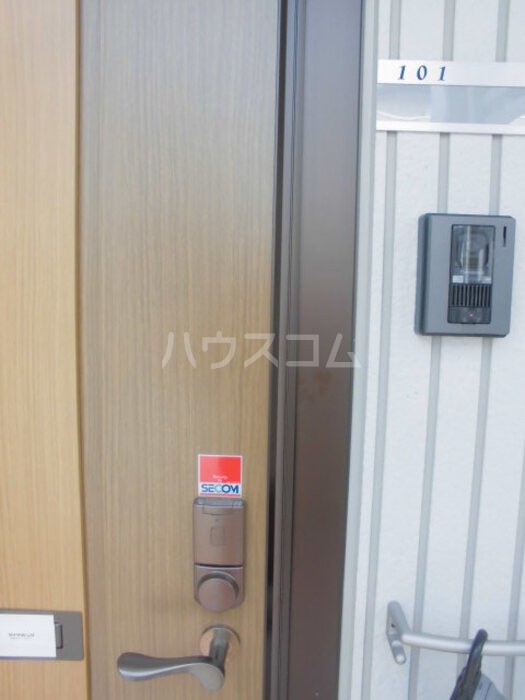 2/5 エントランス