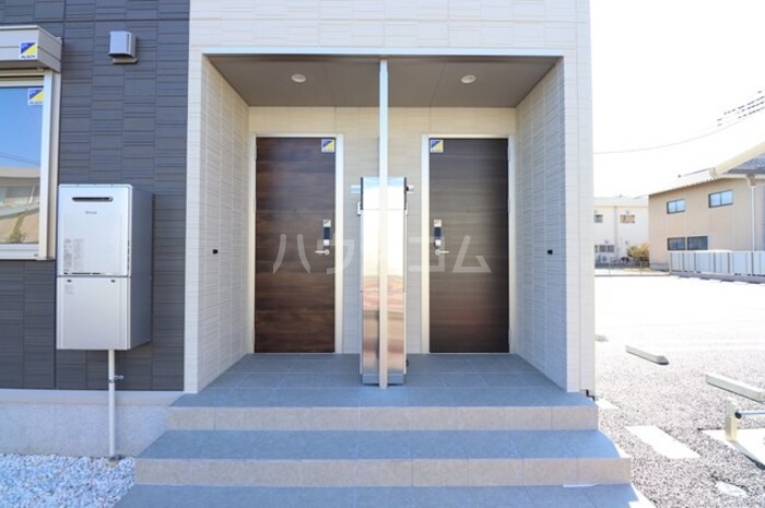 17/28 エントランス