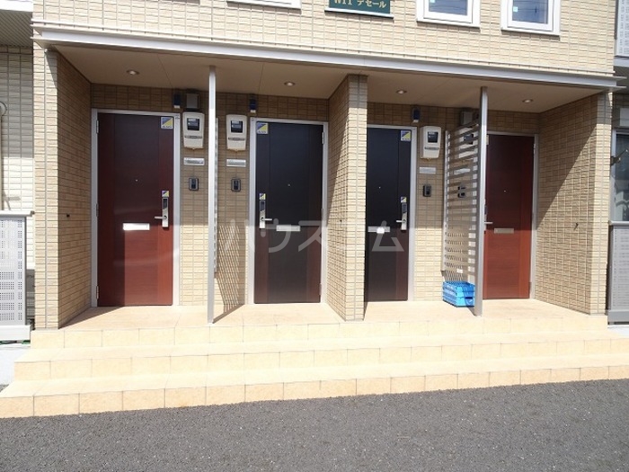 19/22 エントランス