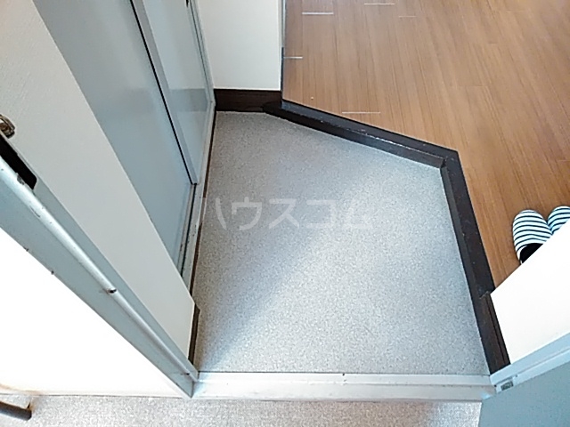 14/30 玄関