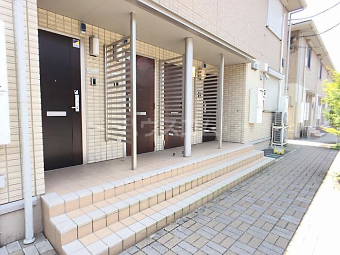 15/24 エントランス