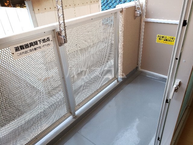 16/28 バルコニー