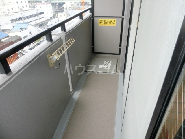 13/20 バルコニー