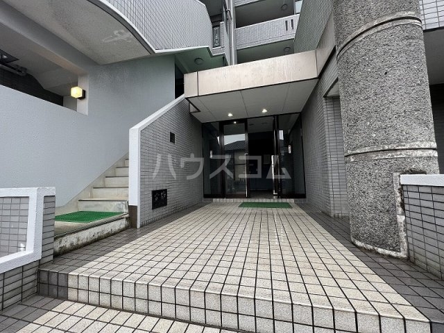 29/30 エントランス