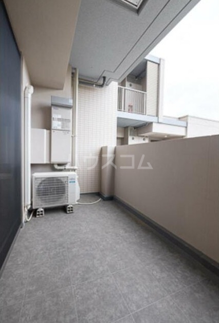 13/26 バルコニー