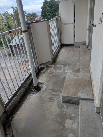 19/27 バルコニー