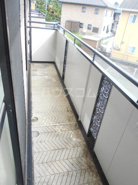 19/28 バルコニー