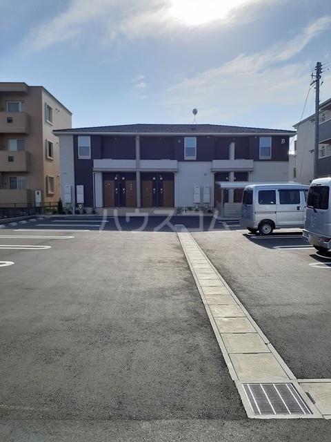 14/20 駐車場