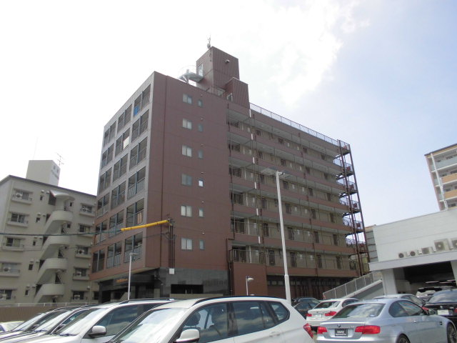 14/21 エントランス