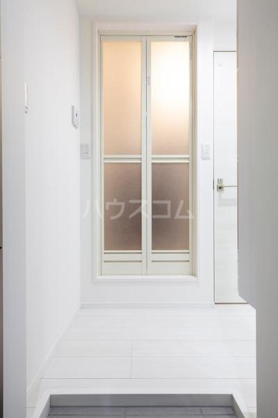 5/18 玄関
