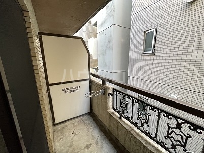 14/30 バルコニー