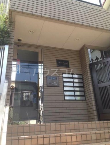 2/2 エントランス