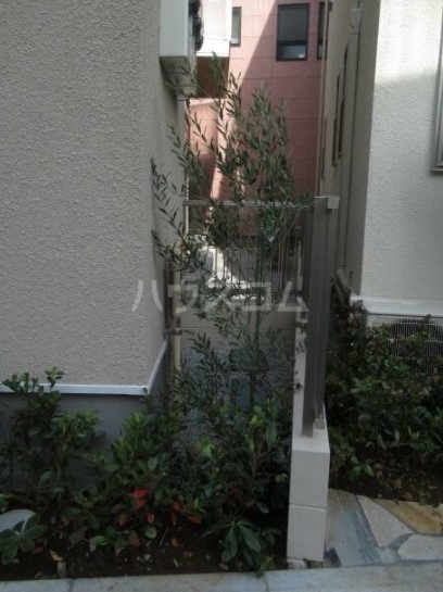 18/29 バルコニー