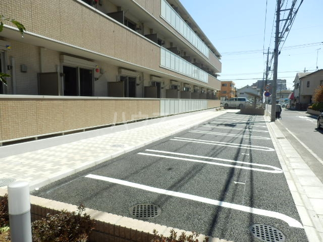 26/30 駐車場