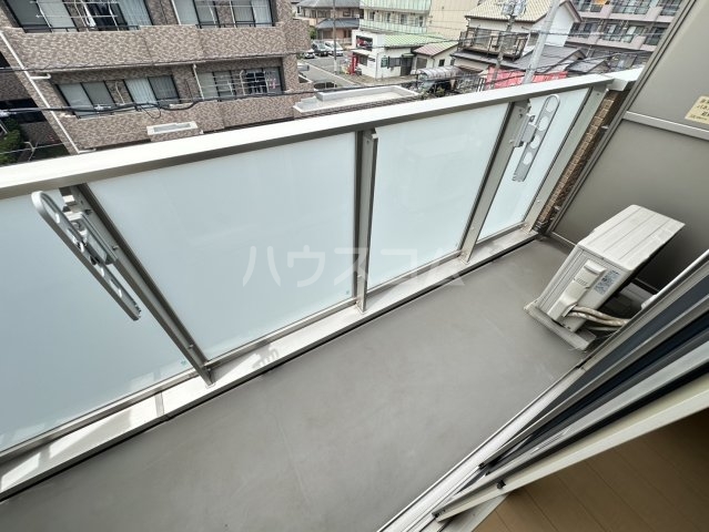 20/30 バルコニー