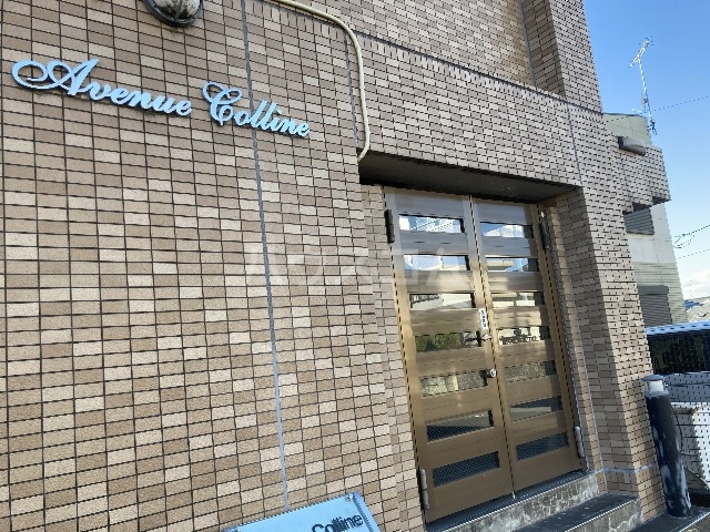 21/30 エントランス