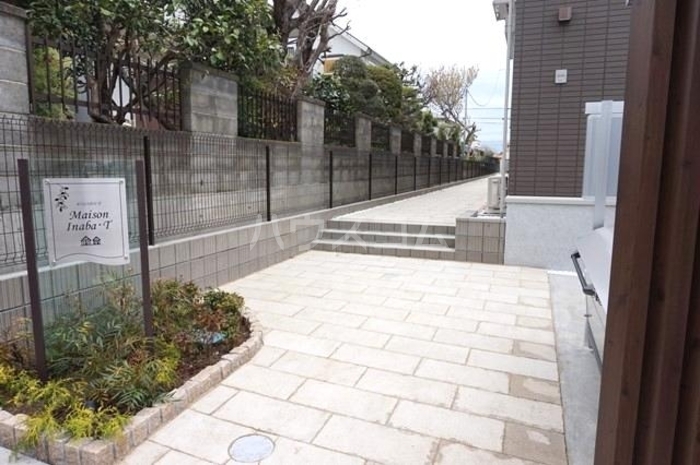 17/23 エントランス