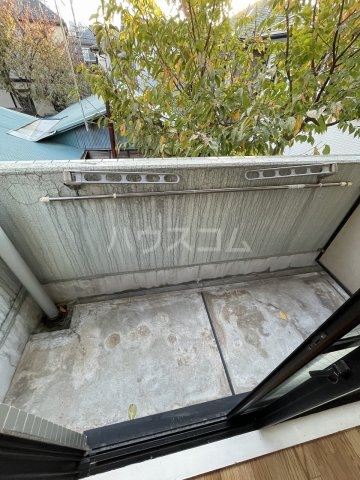 14/20 バルコニー