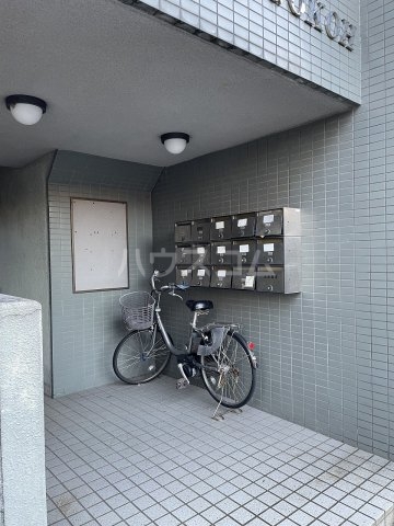 17/18 エントランス