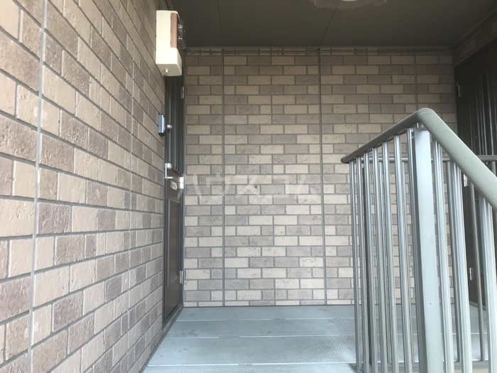 17/26 エントランス