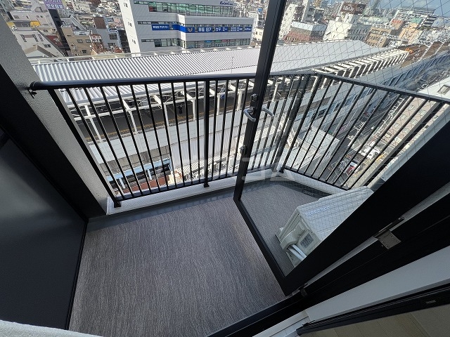 17/30 バルコニー