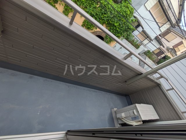 19/30 バルコニー