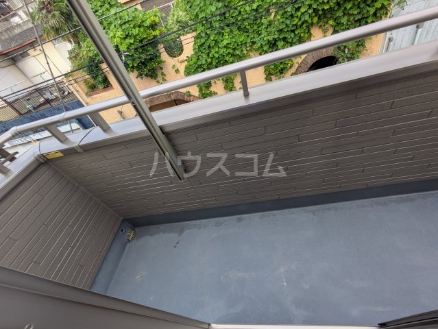 20/30 バルコニー