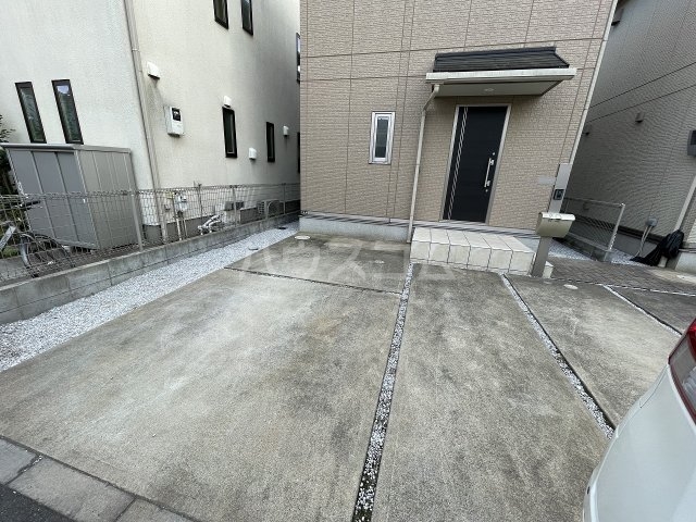 4/6 駐車場